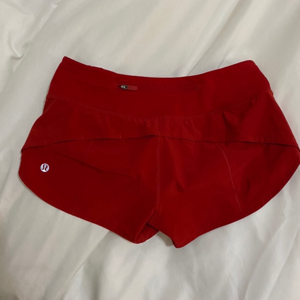 Lululemon speed up shorts 2.5”